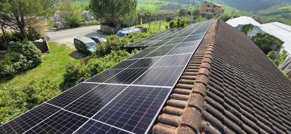 impianto-fotovoltaico-28-kw-azienda-agricola-a-civitella-del-tronto-10